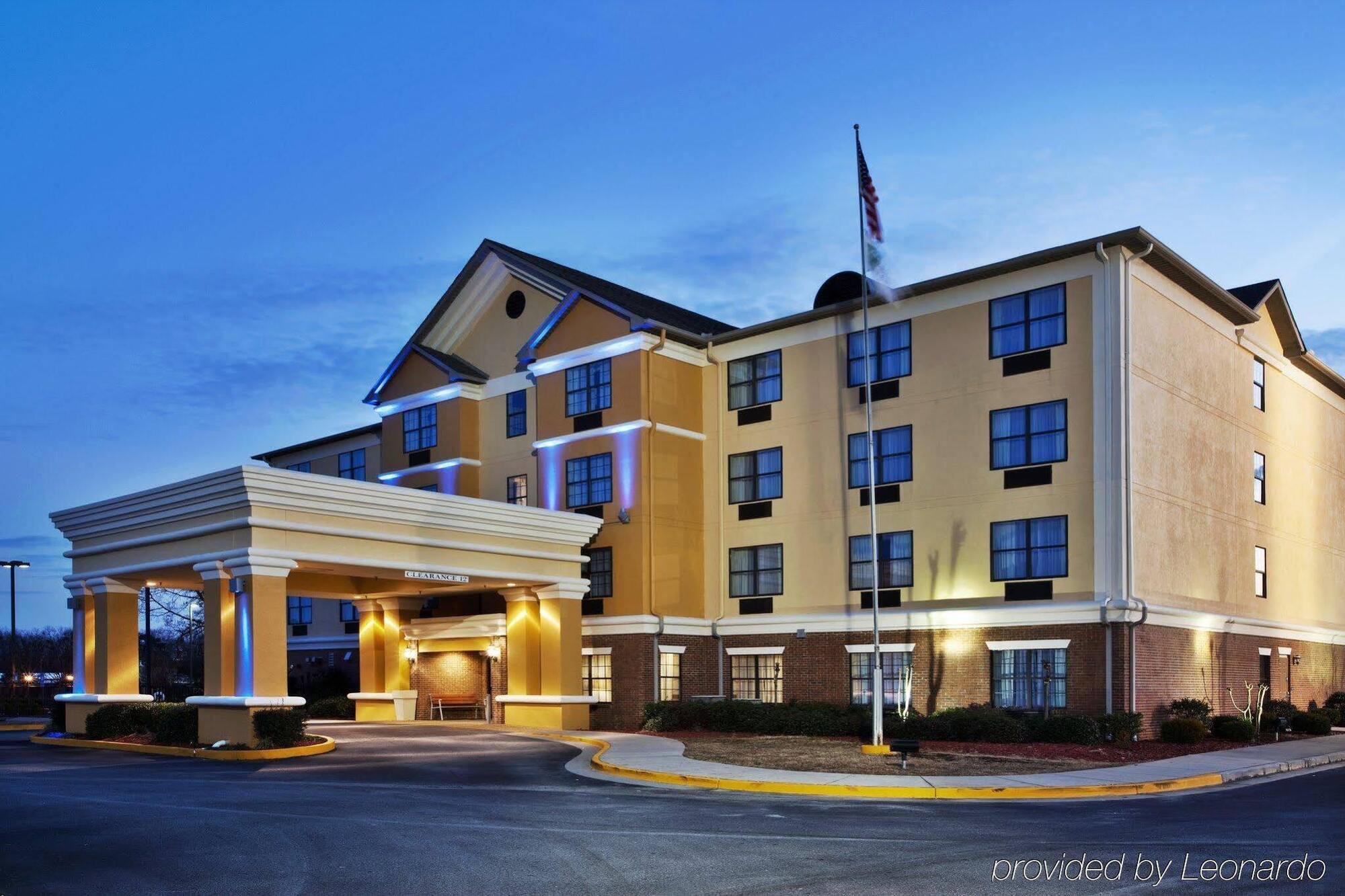 Holiday Inn Express Hotel & Suites Byron By Ihg Exterior foto